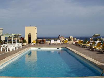 The Crown Hotel Buġibba Exteriér fotografie