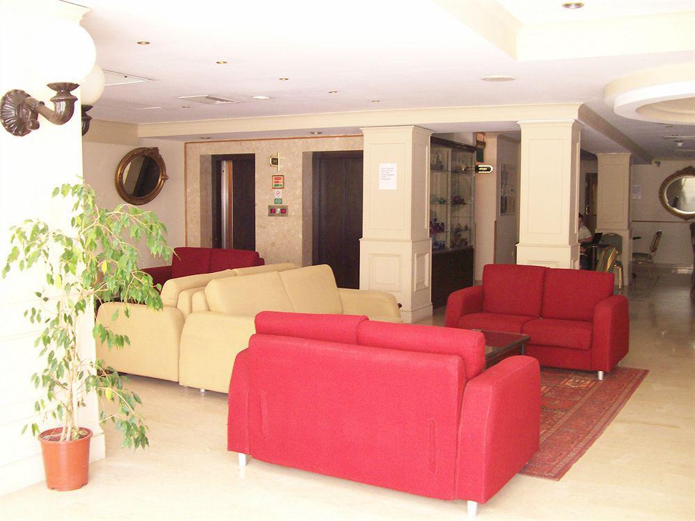 The Crown Hotel Buġibba Exteriér fotografie